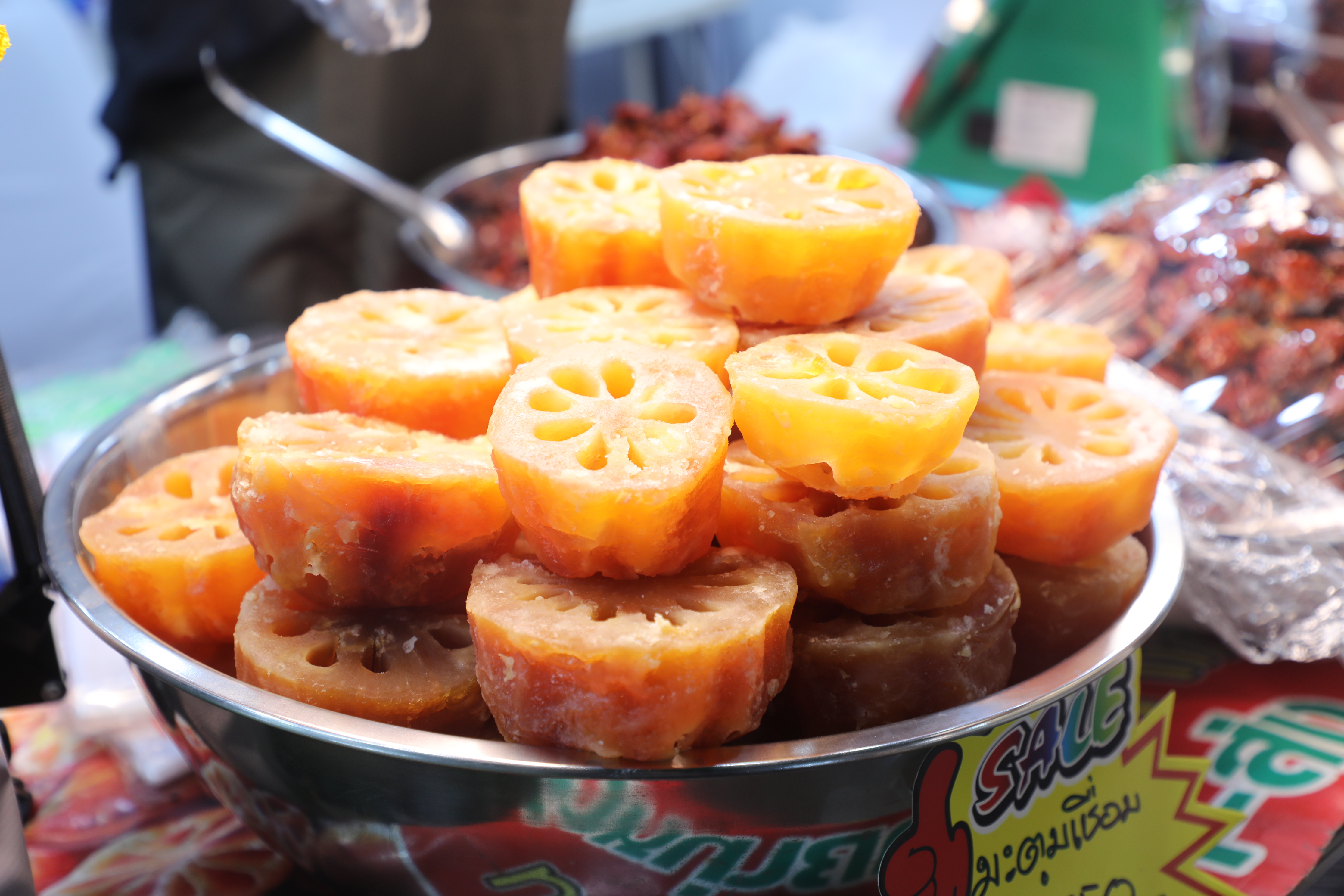 title - ส.ป.ก. ร่วมออกร้าน ภายในบูธกระทรวงเกษตรและสหกรณ์ งานกาชาด ประจำปี 2568